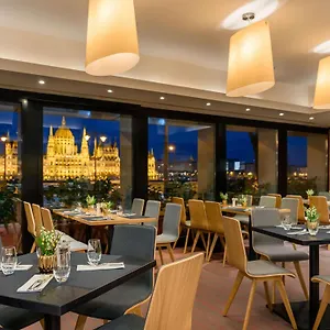 Отель Novotel Danube